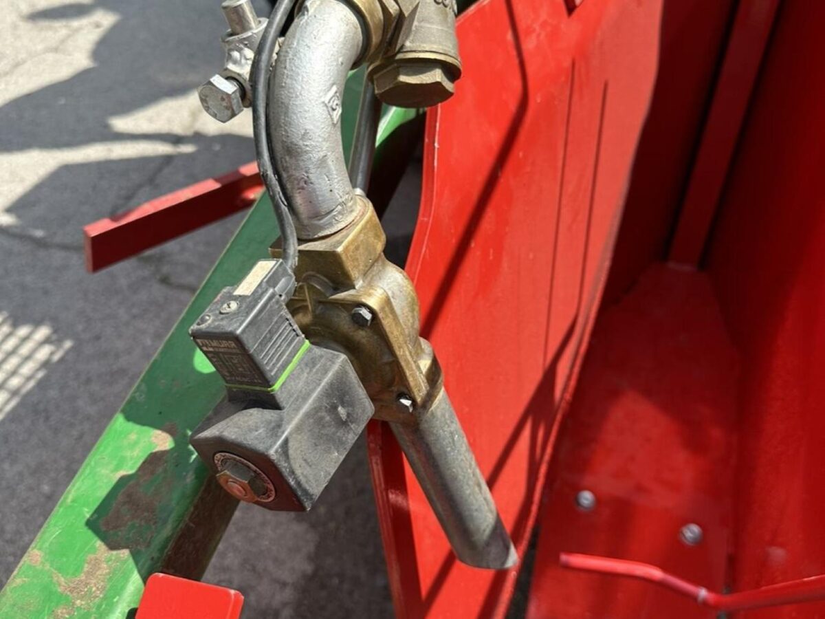 watering device 1